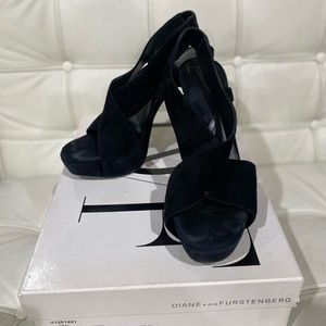 DVF Opal Black Mink Soft Vacchetta Heels, size 8